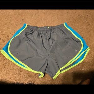 women’s nike shorts